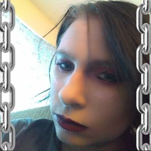 Meet your Posher, Marissa